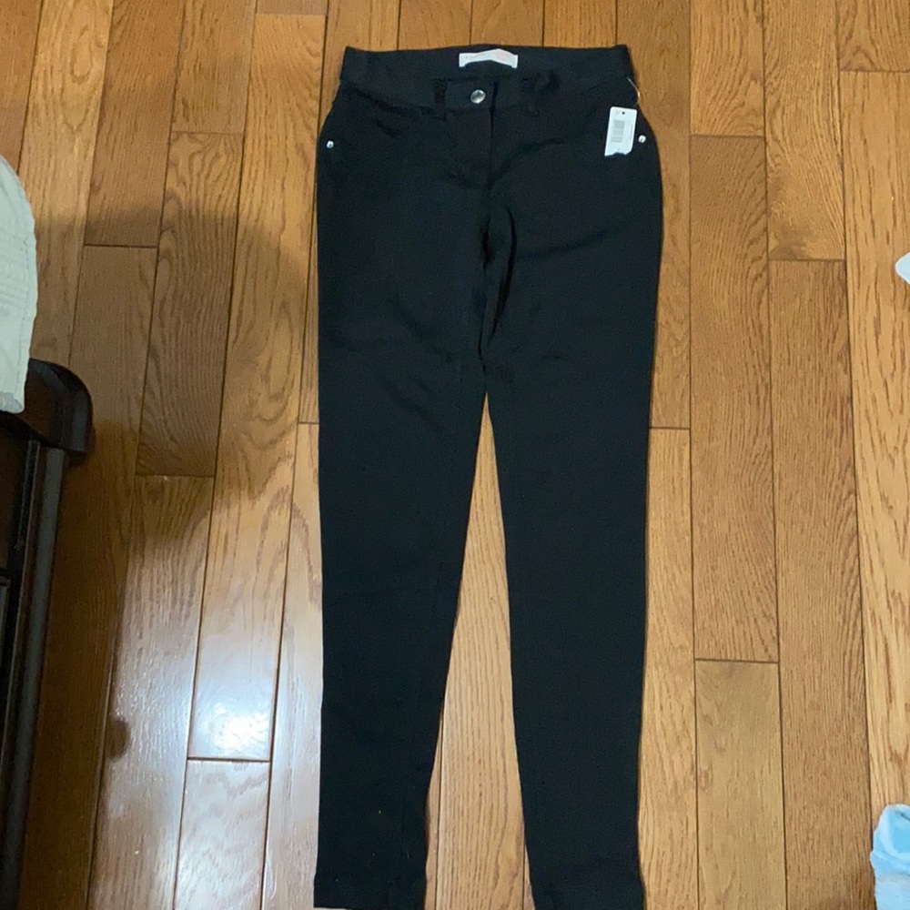 No Boundaries stretch pants
